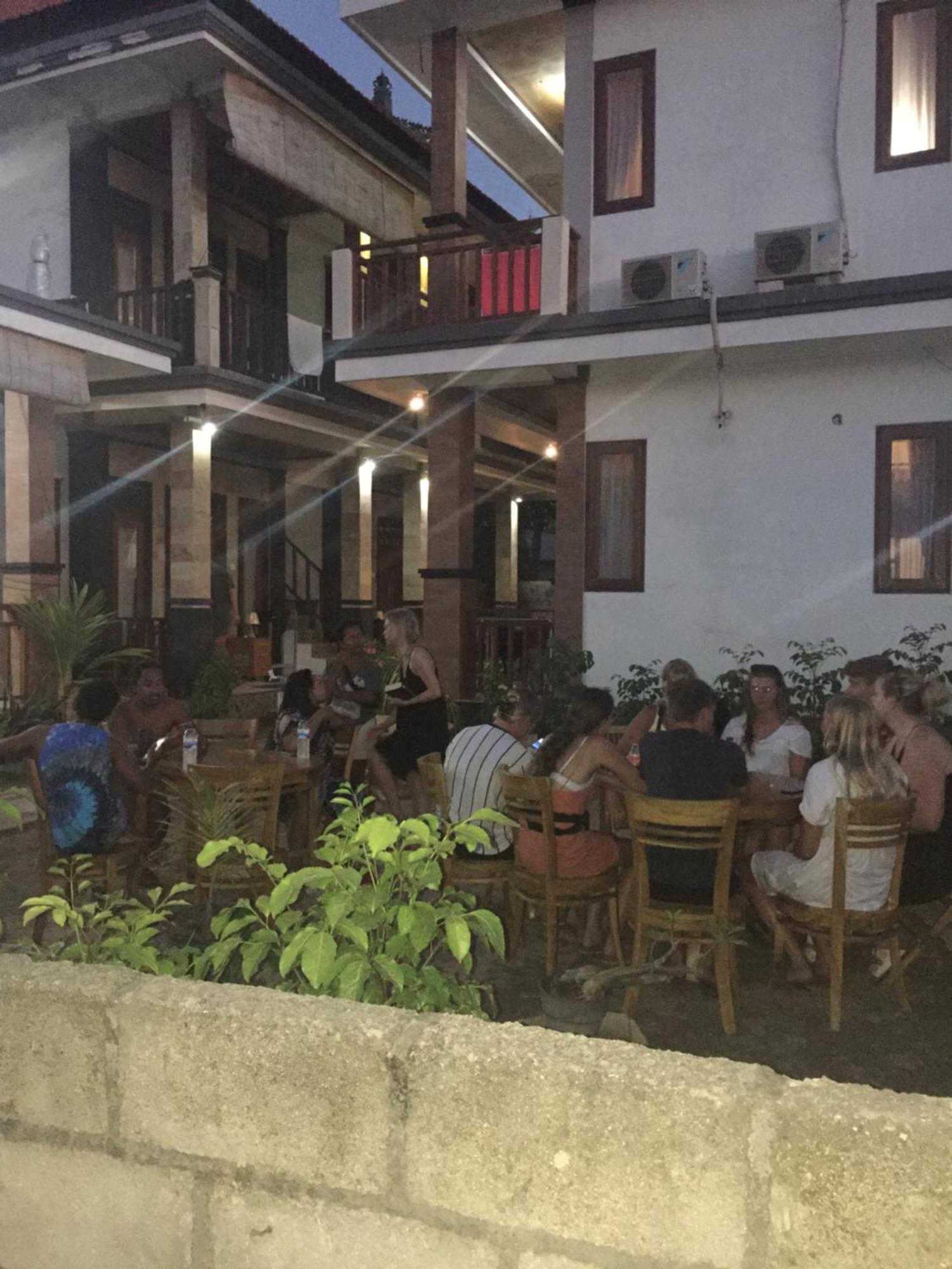 Bima Homestay Lembongan Экстерьер фото